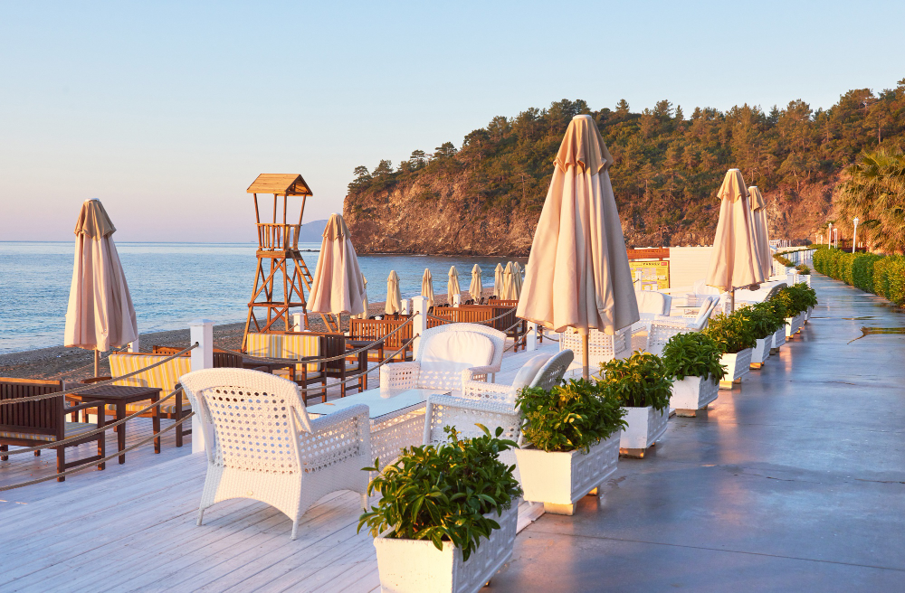 Pros and Cons of Booking All Inclusive Resorts in Turkey