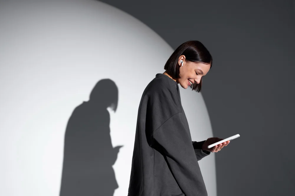 Digital Fashion and Visual Branding
