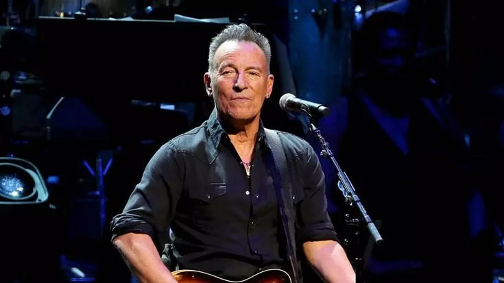 Bruce Springsteen Net Worth – $700 Million | Music Legend in the Top 60 Richest Celebrities List