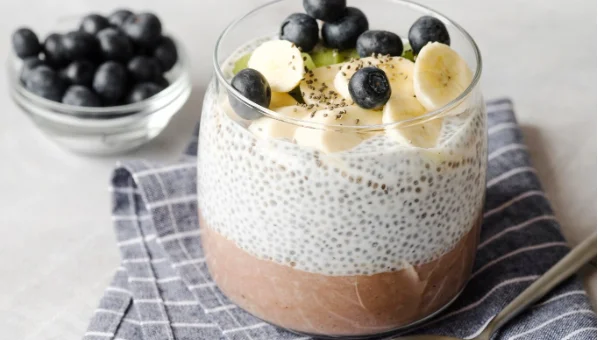 Dark Chocolate Chia Pudding-recipes under 500 calories