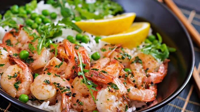 Lemon Garlic Shrimp with Cauliflower Rice