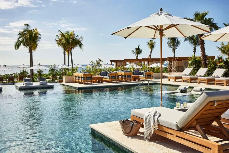 Luxury All-Inclusive Hotels for Romantic Getaways