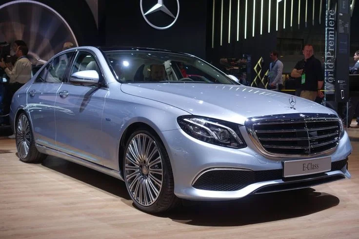 Comfortable Features in the Benz S Class 2016