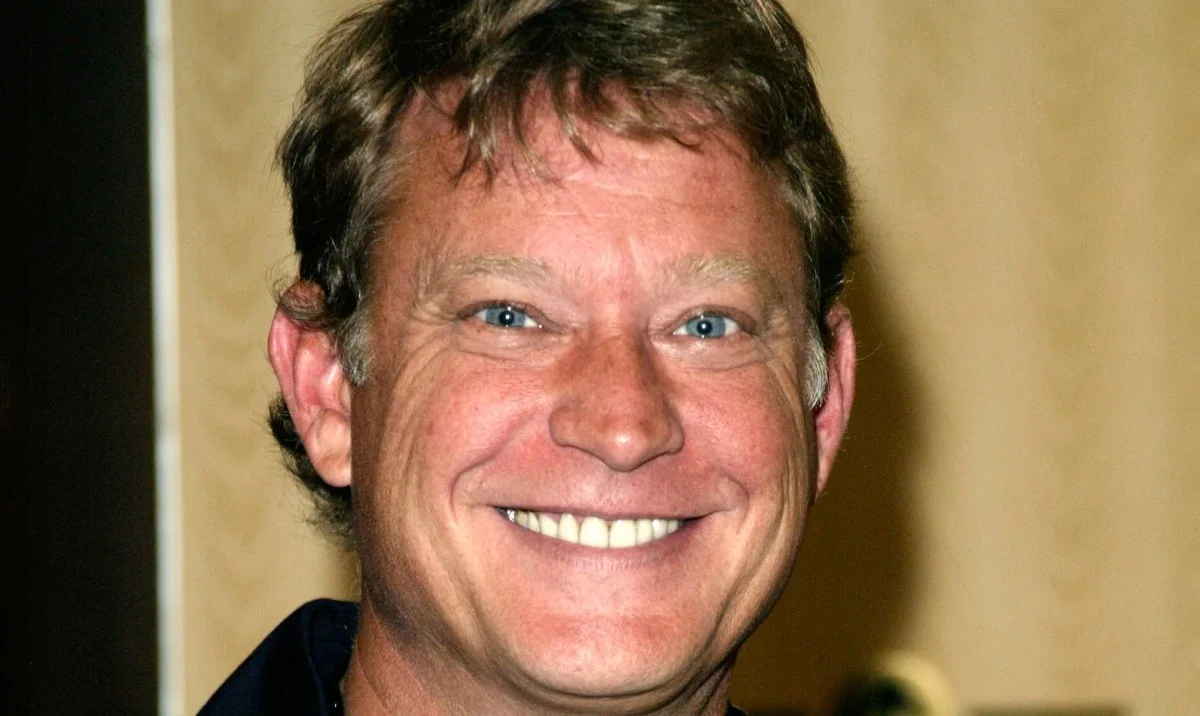 Income Sources Behind Christopher Rich Net Worth