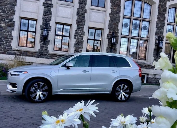 Top 2025 SUVs: Explore the Best 7 Passenger SUVs for Sale