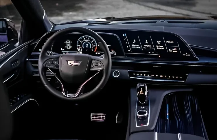 Interior Features: