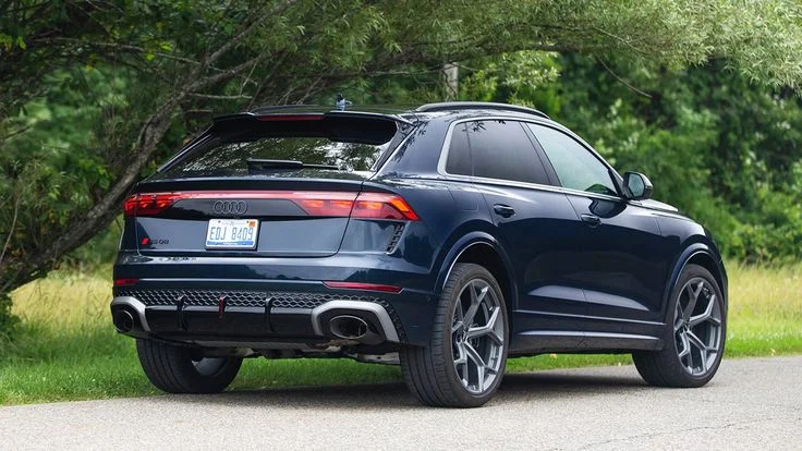 Key Features of Audi com