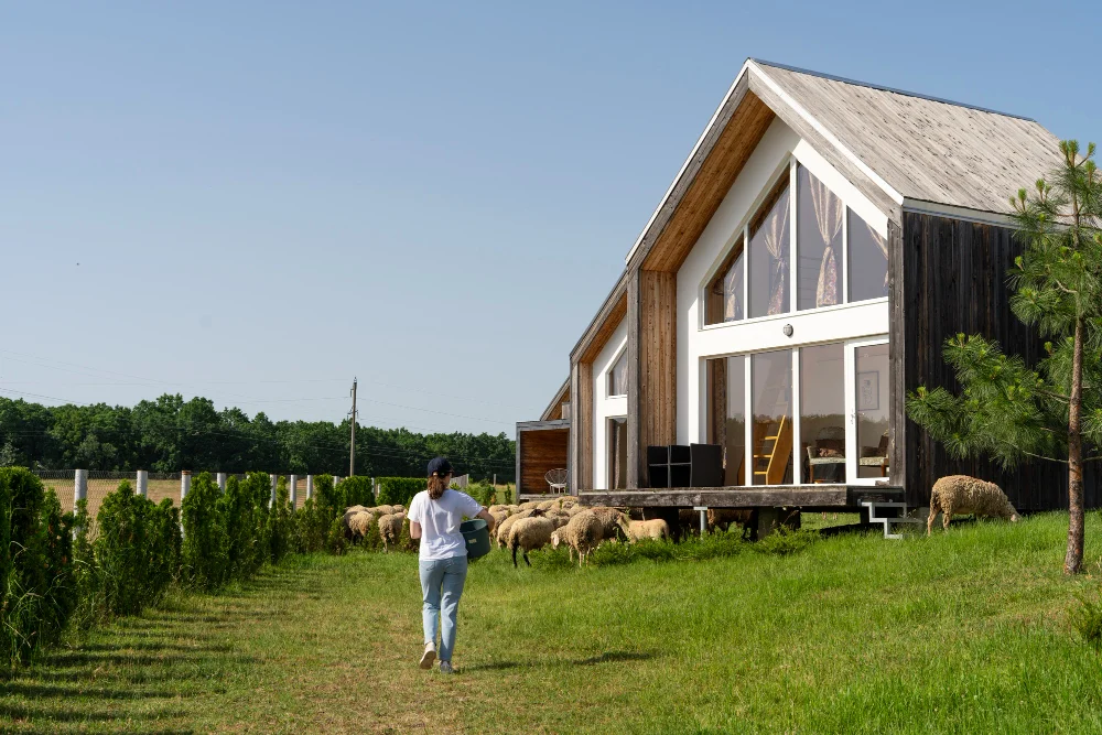 Luxury Barn Homes: A Growing Trend