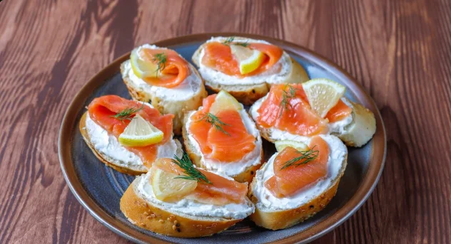 Bagels with Cream Cheese and Smoked Salmon