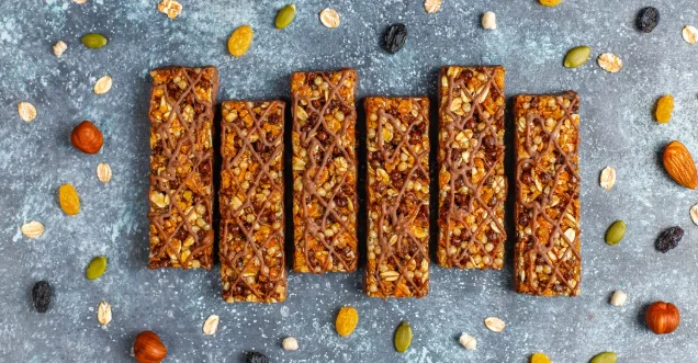 Banana Oat Breakfast Bars-easy breakfast meal prep