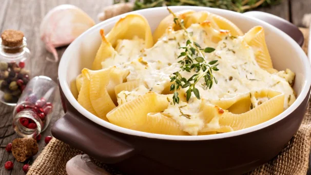 Baked pasta with cottage cheese