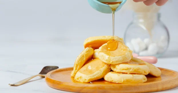 Fluffy Pancakes with Maple Syrup