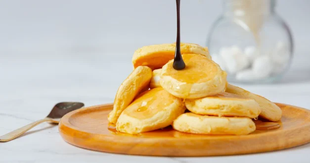 Fluffy Pancakes with Syrup