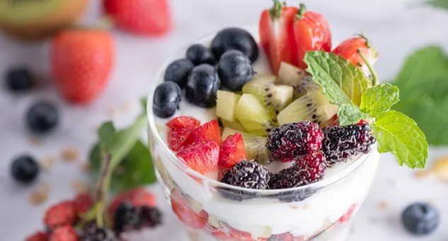Fresh Fruit Parfaits