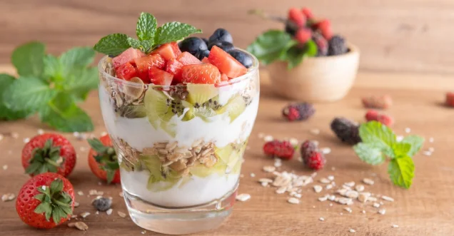 Fresh Fruit and Yoghurt Parfaits-group breakfast ideas