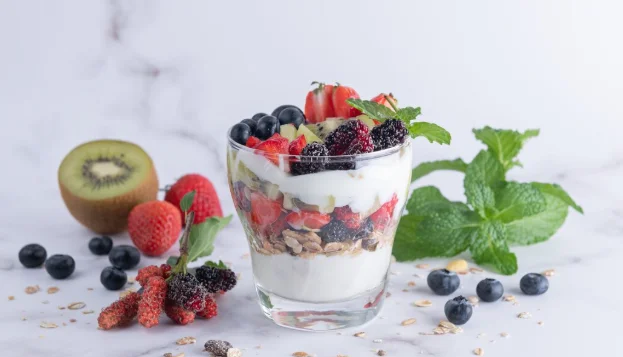 Granola and Berry Parfait