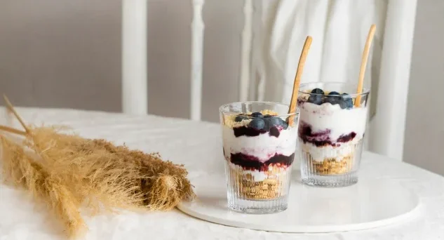 Greek Yoghurt and Berry Parfait