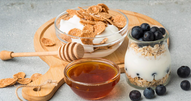 Close-up breakfast with cereals