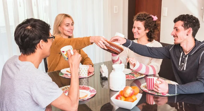 Hosting Tips with Easy Brunch