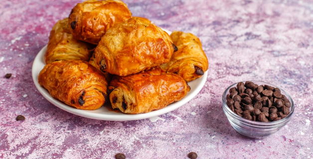 French croissants pain au chocolate-best brunch items