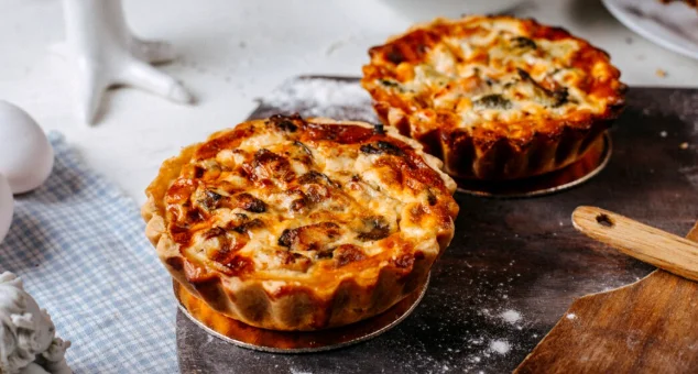 Side view of mini pie with meat and vegetables-great brunch ideas