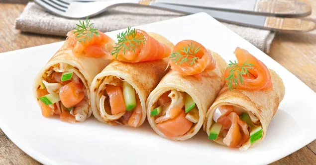 Smoked Salmon and Spinach Wraps