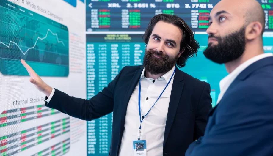 Why Investors Prefer 5Stars Stocks.com