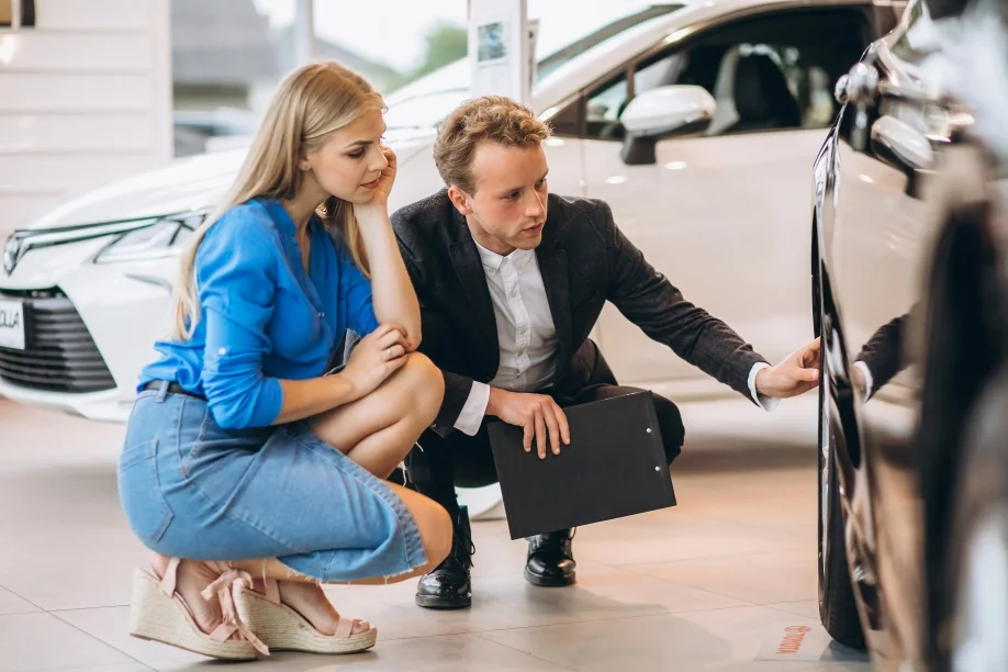 What to Expect from Used Luxury Sedans