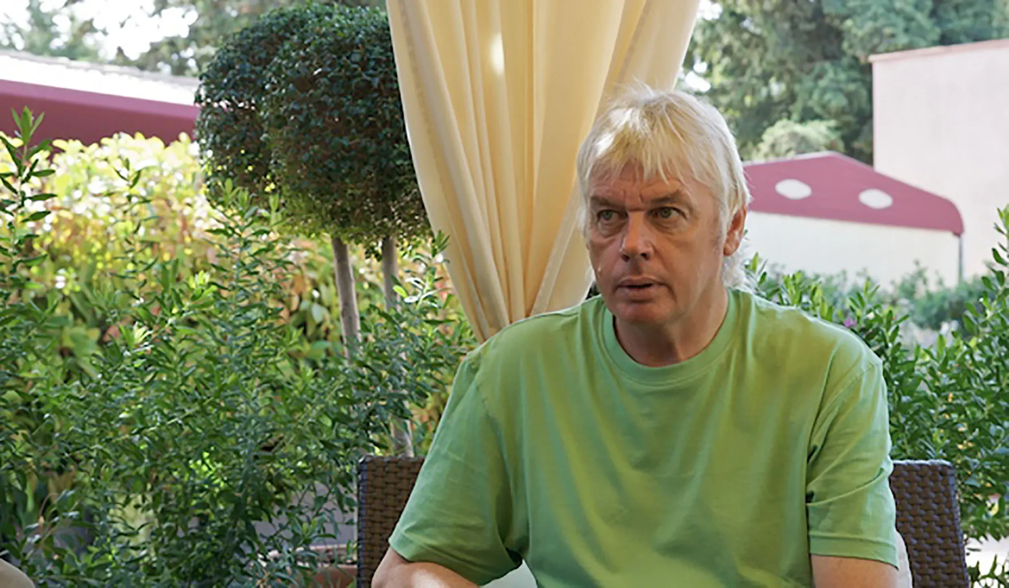 Awards and Recognitions of David Icke Net Worth
