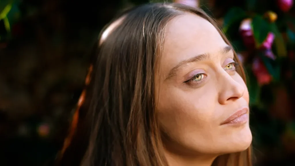 Fiona Apple Net Worth: Real Estate and Assets