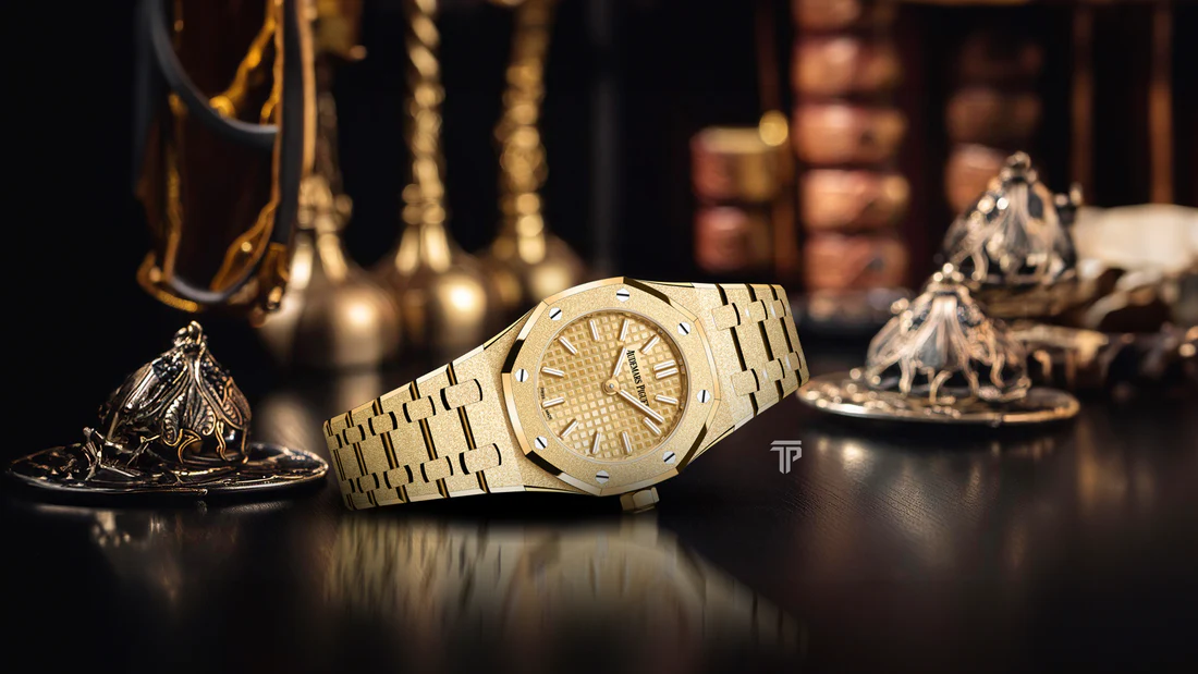 The Mini Royal Oak 23mm (Yellow Gold)