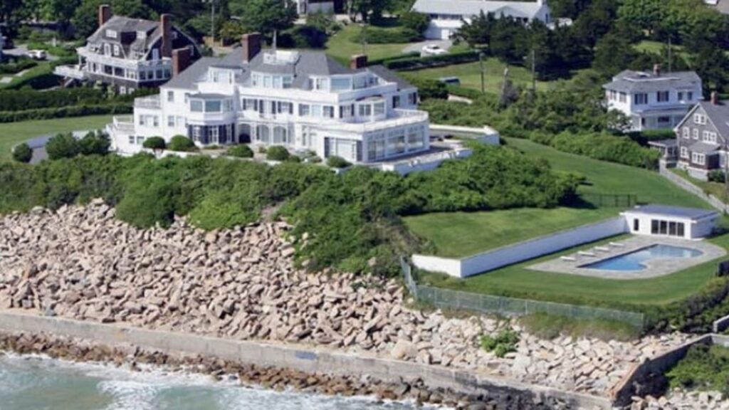 taylor swift real estate empire