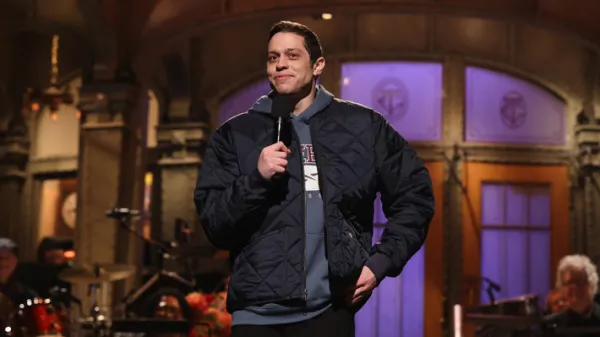 pete davidson lifestyle income