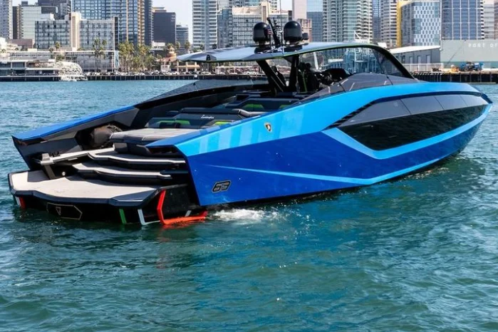 Step Inside a 1 Million Dollar Boat – Where Luxury Meets the Sea