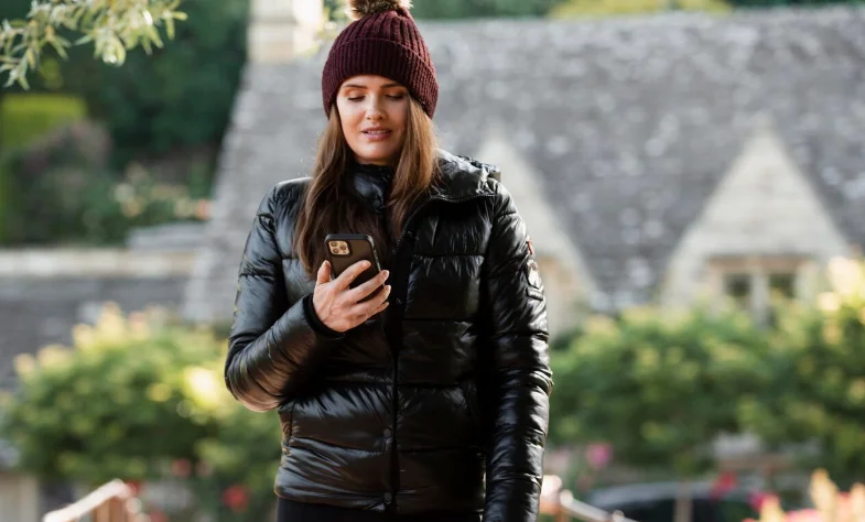 Best Heated Jackets for Women 2025 | Stylish, Warm & Lightweight