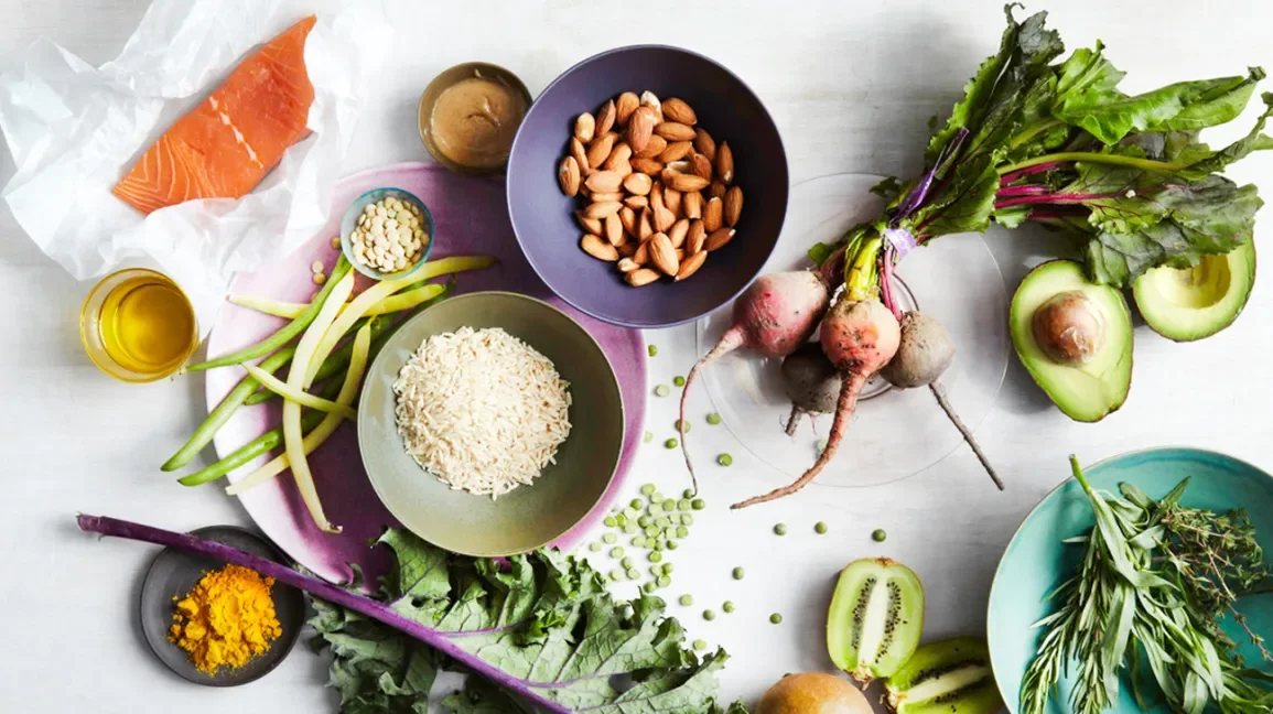 How to Start a Healthy Diet Naturally and Sustainably