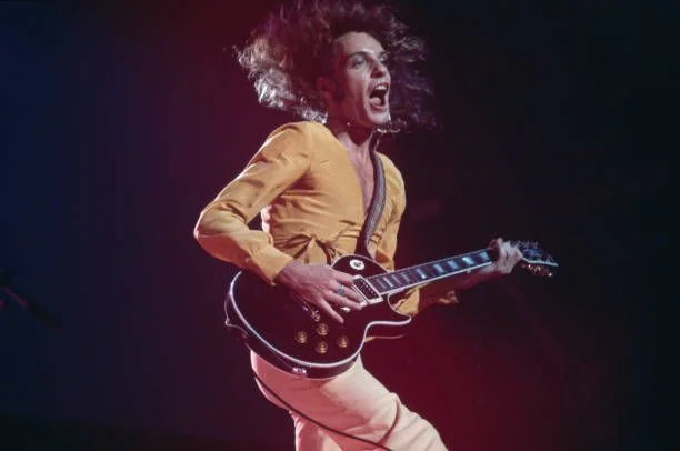 Peter Frampton Net Worth 2025: Career, Life & Income Sources