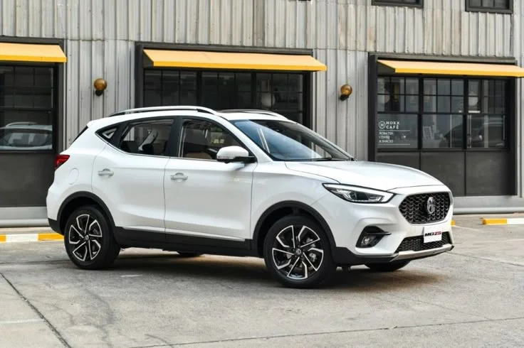 White SUV Cars: The Elegant Power Choice on Roads