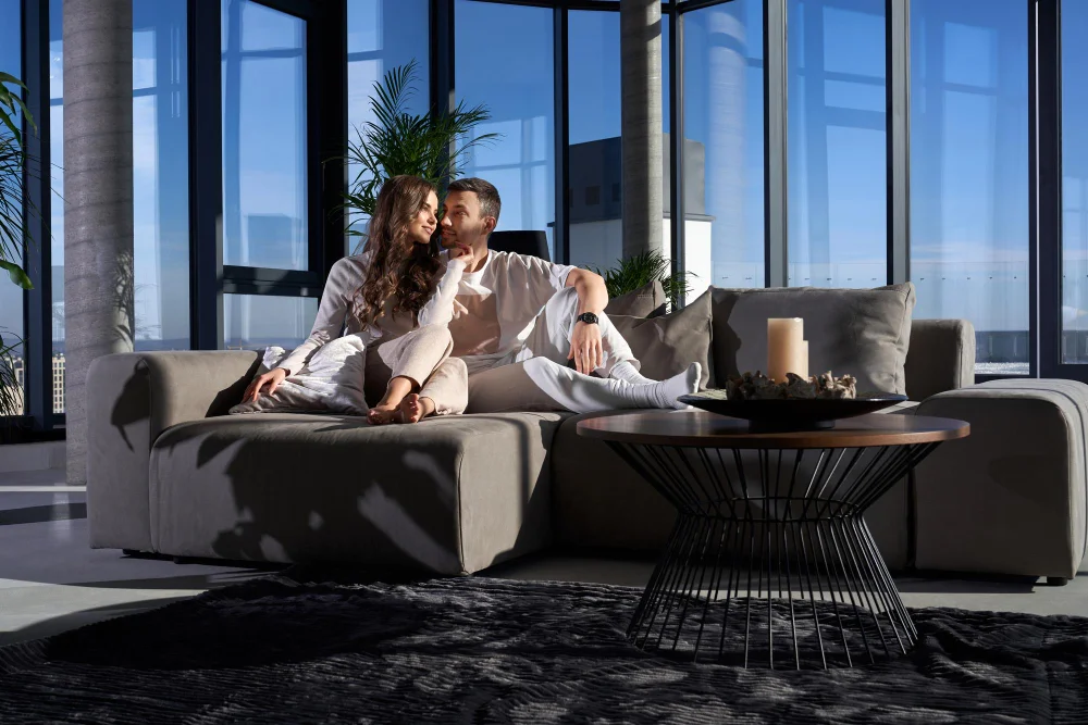 Cue Luxury Living: Redefining Comfort with Modern Elegance