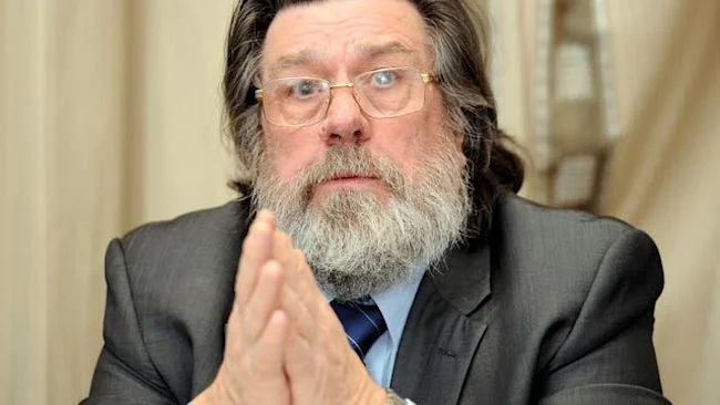 Ricky Tomlinson Net Worth 2025: Career, Income, and Awards
